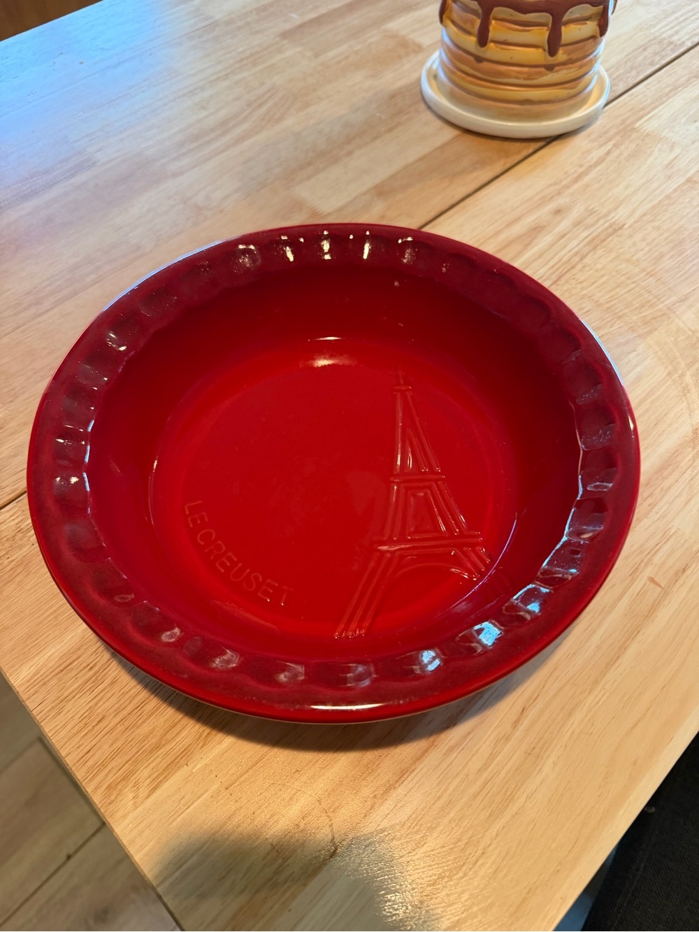 Le Creuset Red Stoneware Pie Dish with Eiffel Motif
